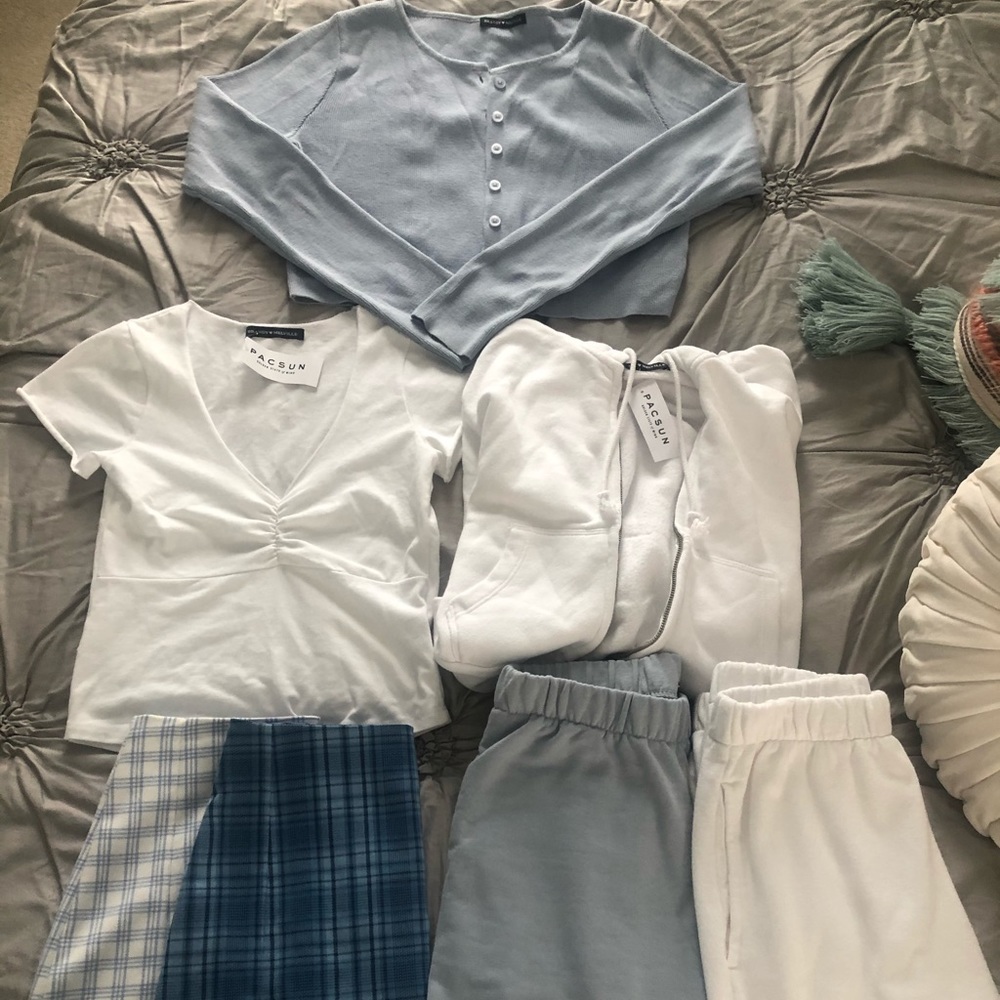 DO NOT BUY!!!!!!!!!!!!-my collection so far